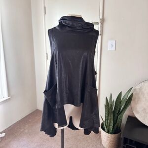 Alembika Asymmetric Faux Suede Top In Black